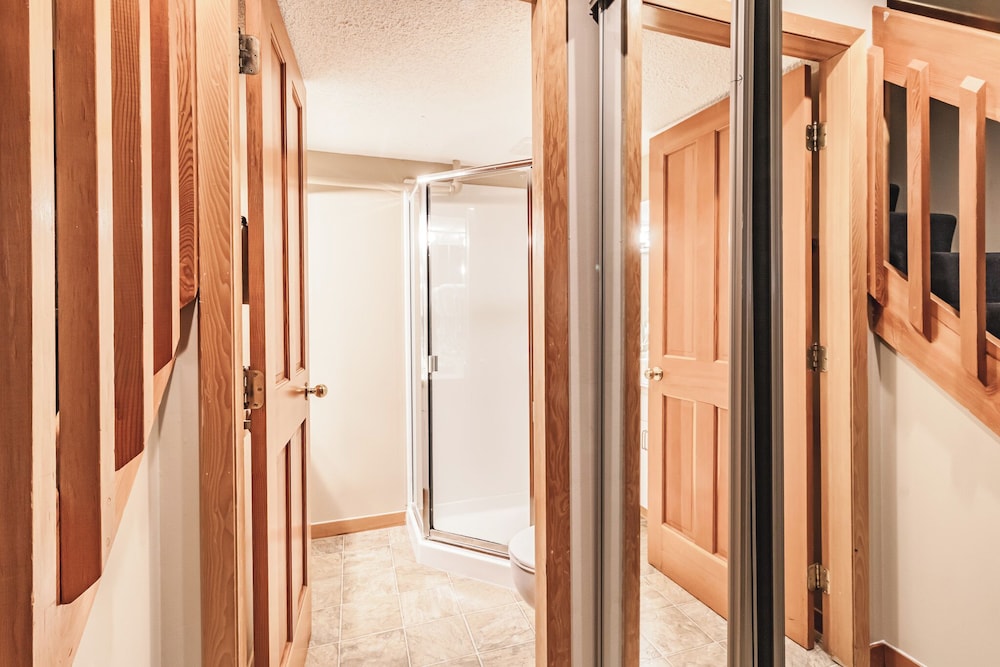 Whistler Vacation Club Lake Placid Lodge - 311