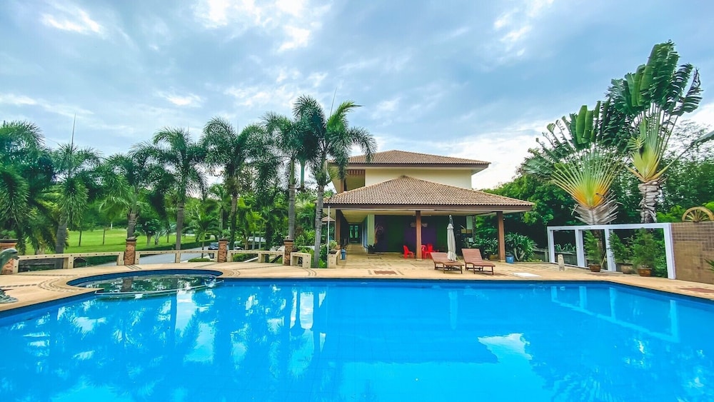 Muak Lek Forest Resort