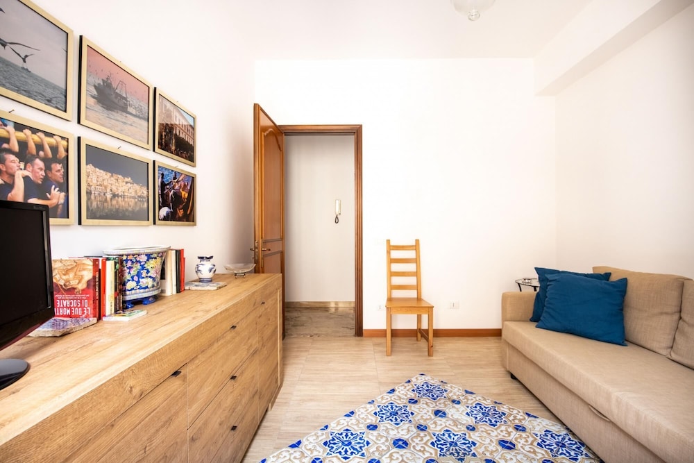 Casa Vittorio Emanuele con Balcone by Wonderful Italy view 2