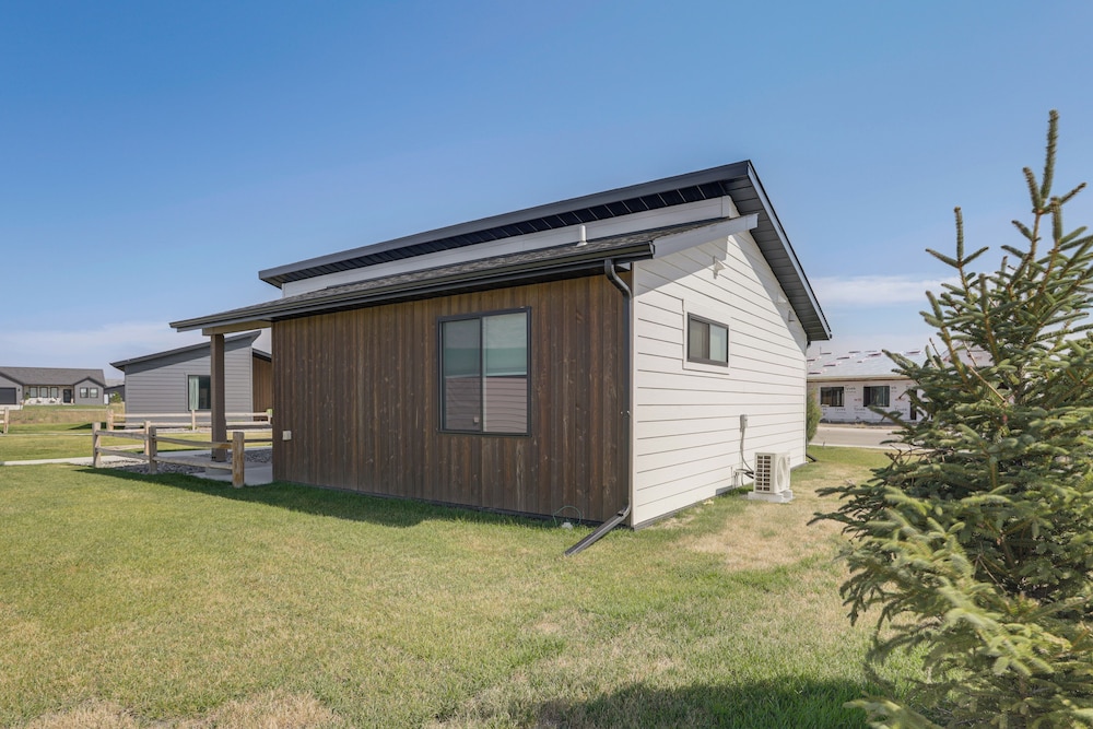 Mtn-views, Pet-friendly! Family Home in Ranchester