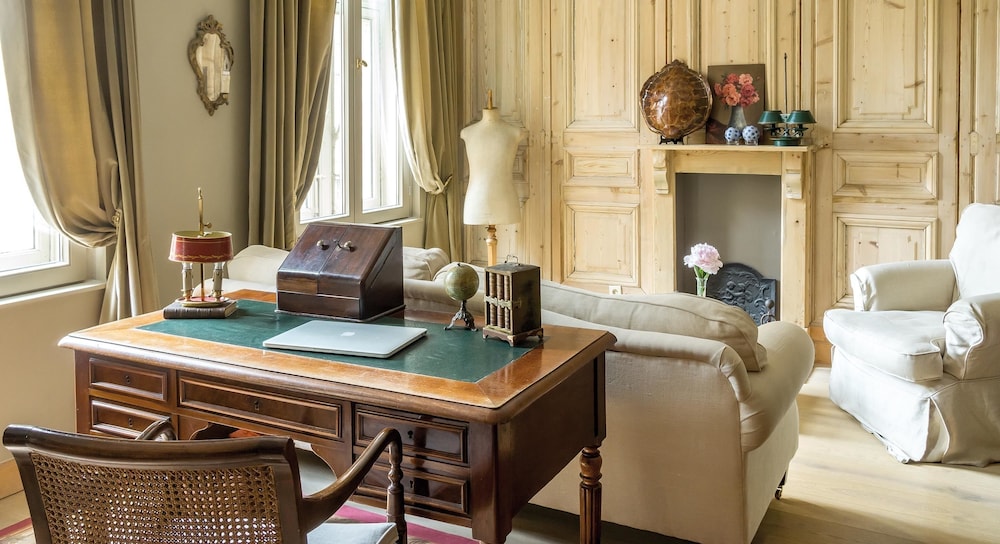 Guesthouse Maison le Dragon