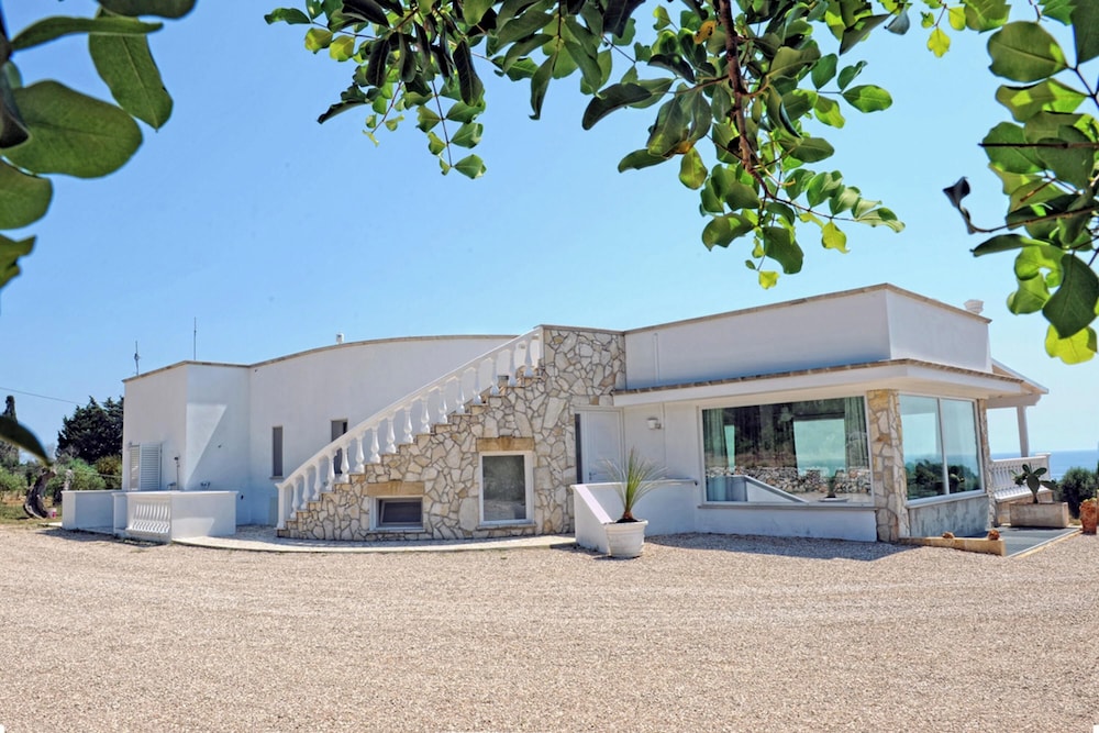 Luxury Apartment In Villa Vanissia