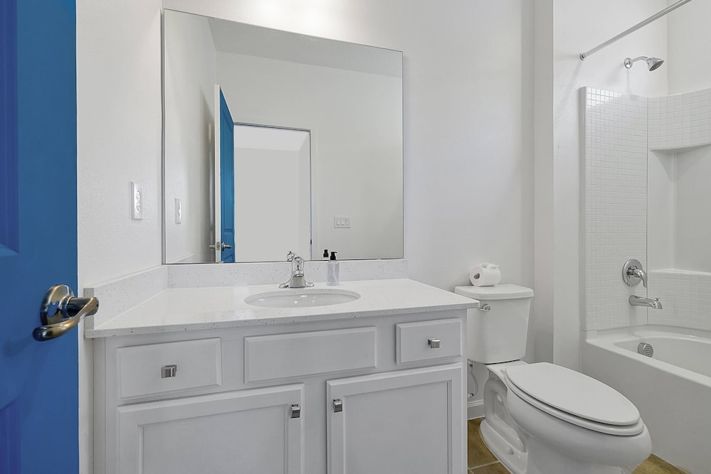 Luxury and Sophisticated 15 BR Ensuite