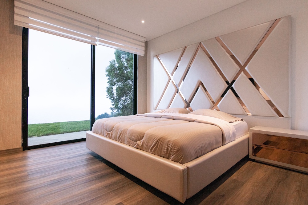 Copacabana House view 2