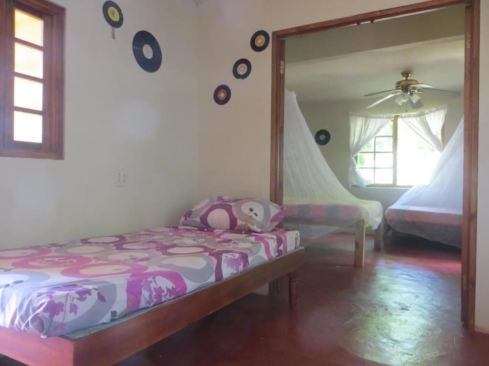 La Familia Guesthouse view 5
