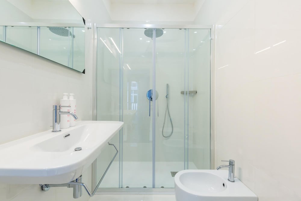 Piazza Municipio Blue Apartment by Wonderful Italy