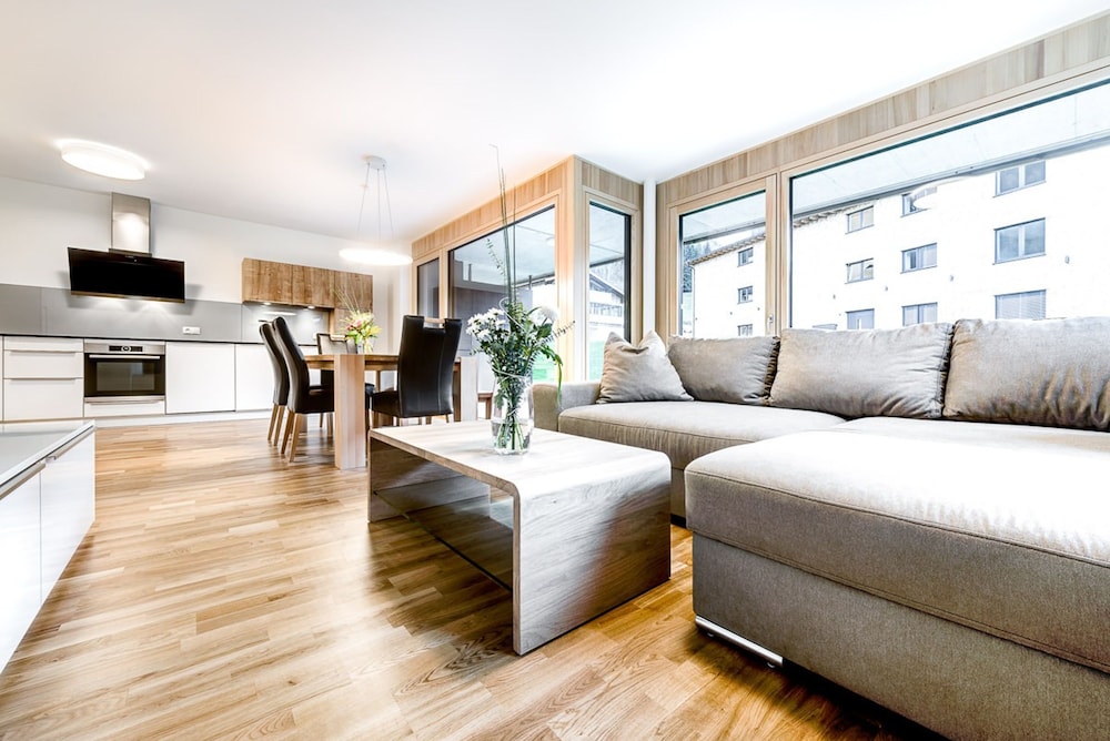 Gartenappartement de Luxe