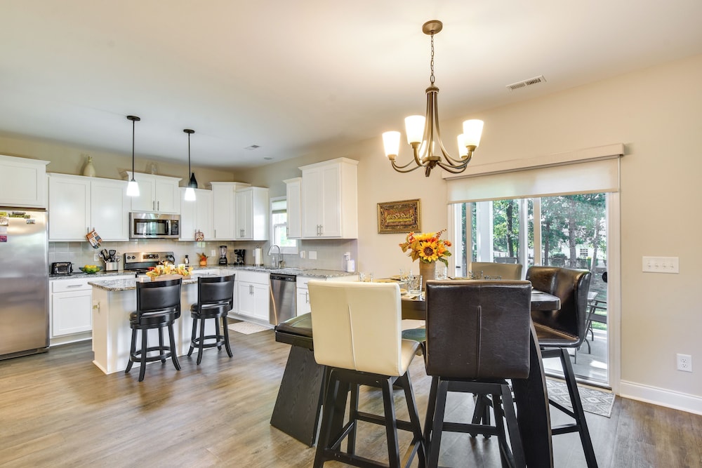 11 Mi to Fort Bragg: Family Home w/ Patio!
