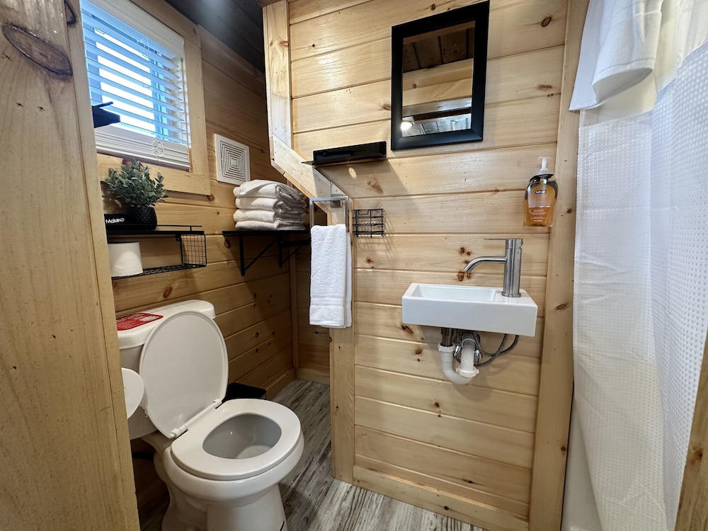 Sojourn Lodging