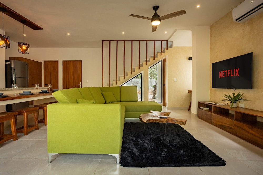 Villa Hormiguero Pool AC Internet Beach Club