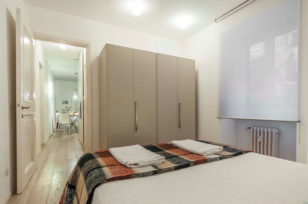 In Rome at Spanish Steps Classy Apartment With Modern Design in an Historic Palazzo