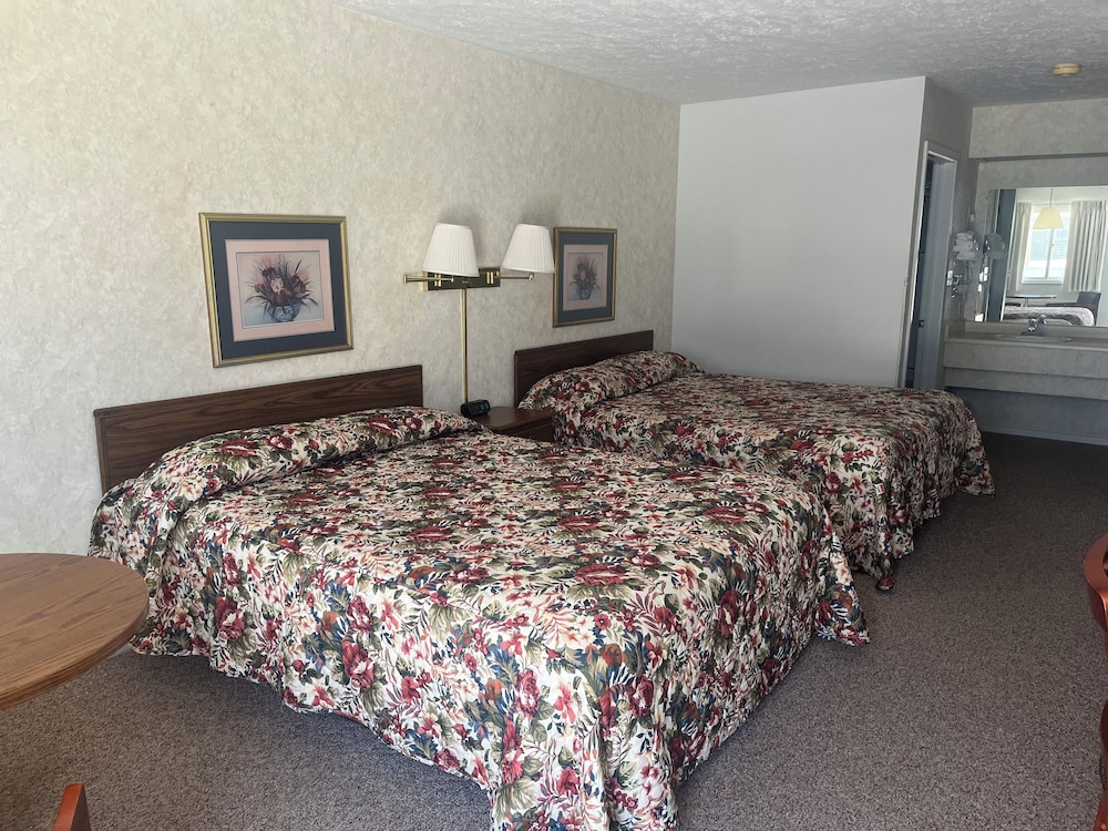 Aurora Inn