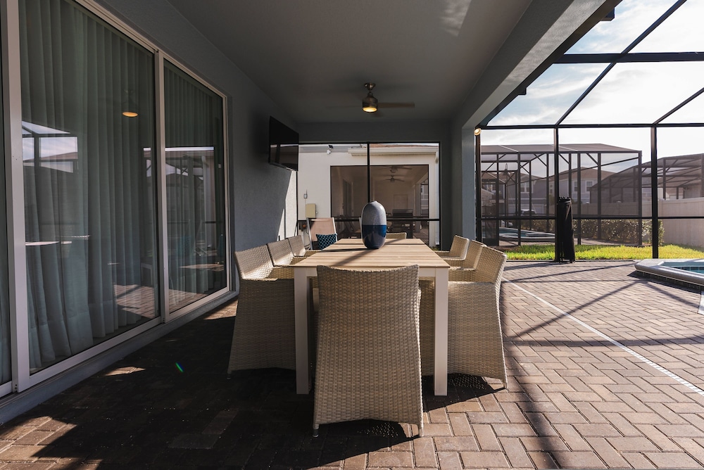 New Home Luxury 8 Bedrooms At Windsor Island