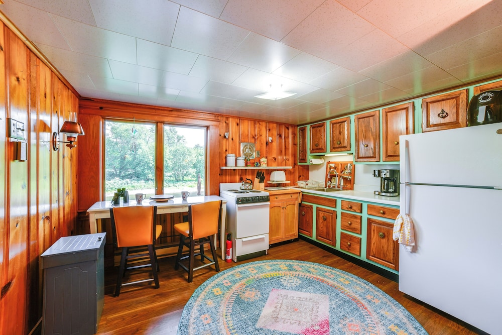 Susquehanna River Cabin: Hike, Hunt & Fish!