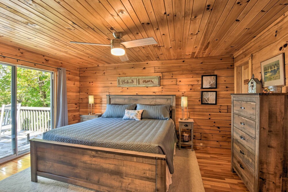 Bent Tree Cabin With Mountain & Lake Views! view 3