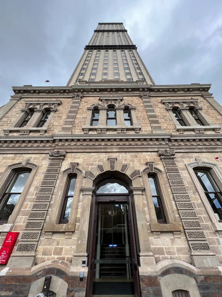 Comfy stay at Switch Living in the Centre of Adelaide