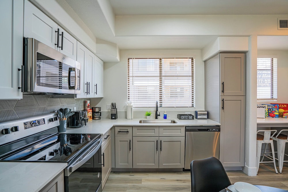 ROVE LIVING/KB - Zone Westgate