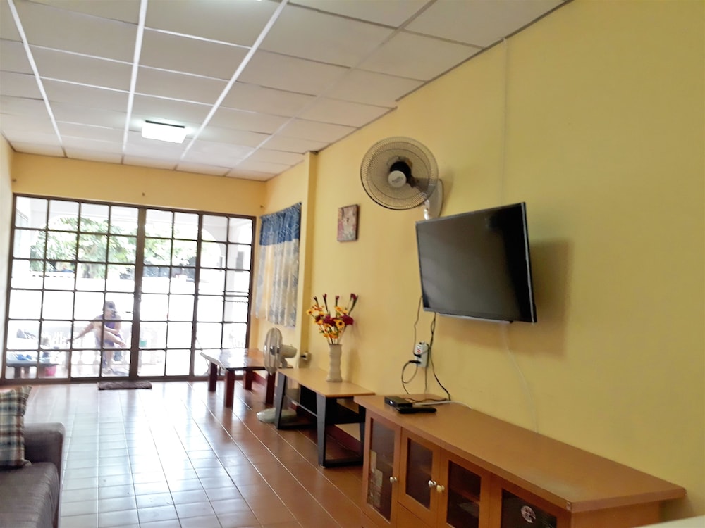 Mae Rampung Beach House 2
