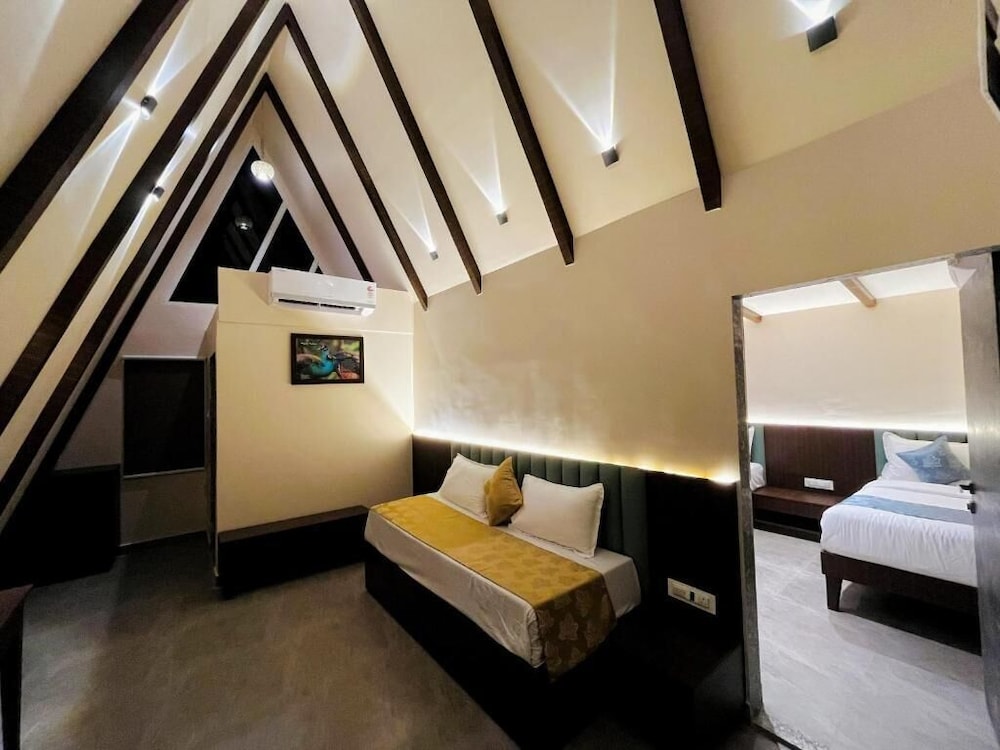 Bird's Nest Resort - Shahapur