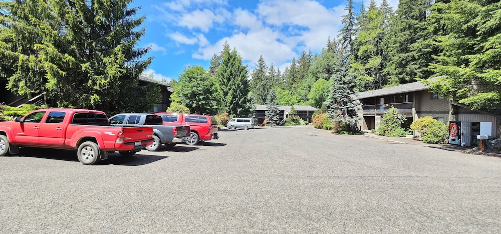 Olympic Suites Inn