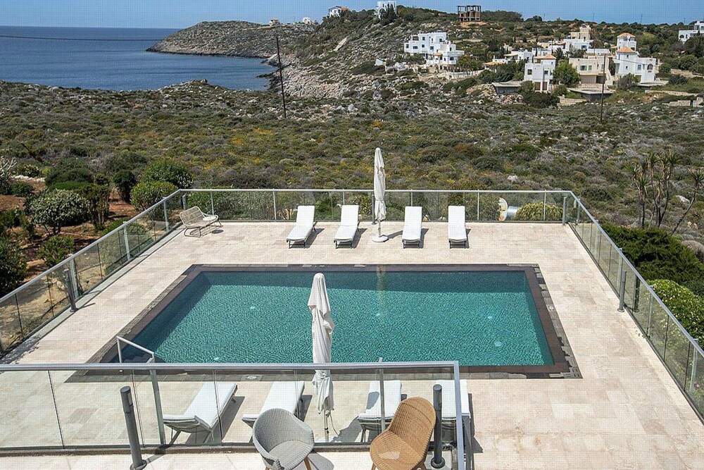 Tersanas Villas