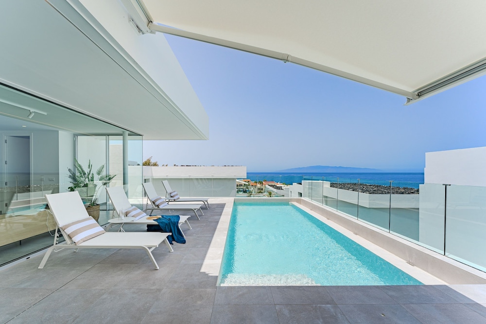 Villa Deluxe 4 - Casangular by Upper