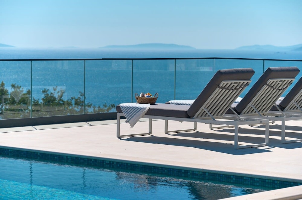 Villa Sunset - Luxury Adriatic Sea View Estate