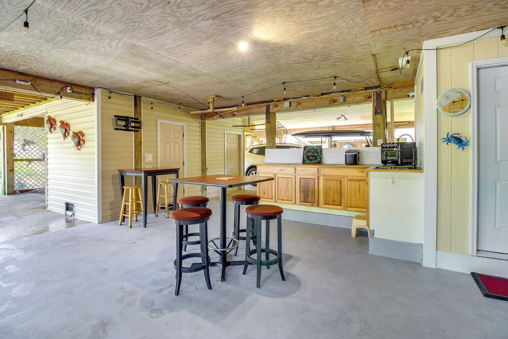 Walk to North Topsail Shores: Beach House w/ Gear!
