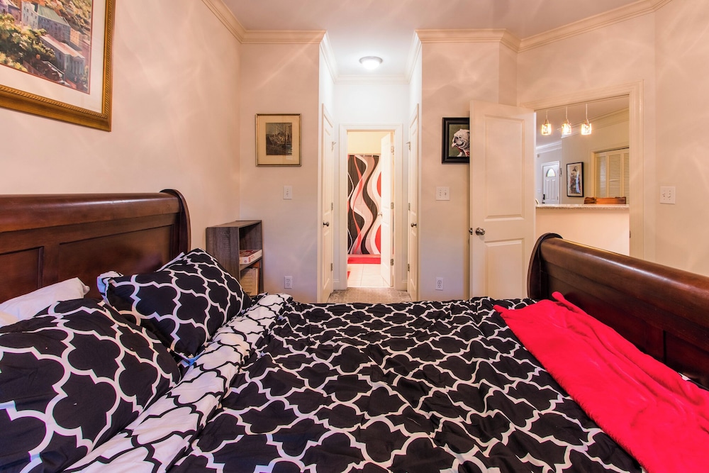 Low Country Dawg House Stunning Walking Trails! view 5
