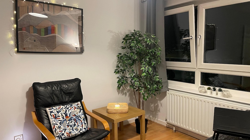 Cosy 1-bed Flat, Family Friendly, Free Parking