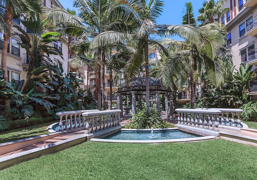 LAs Premier Apartments