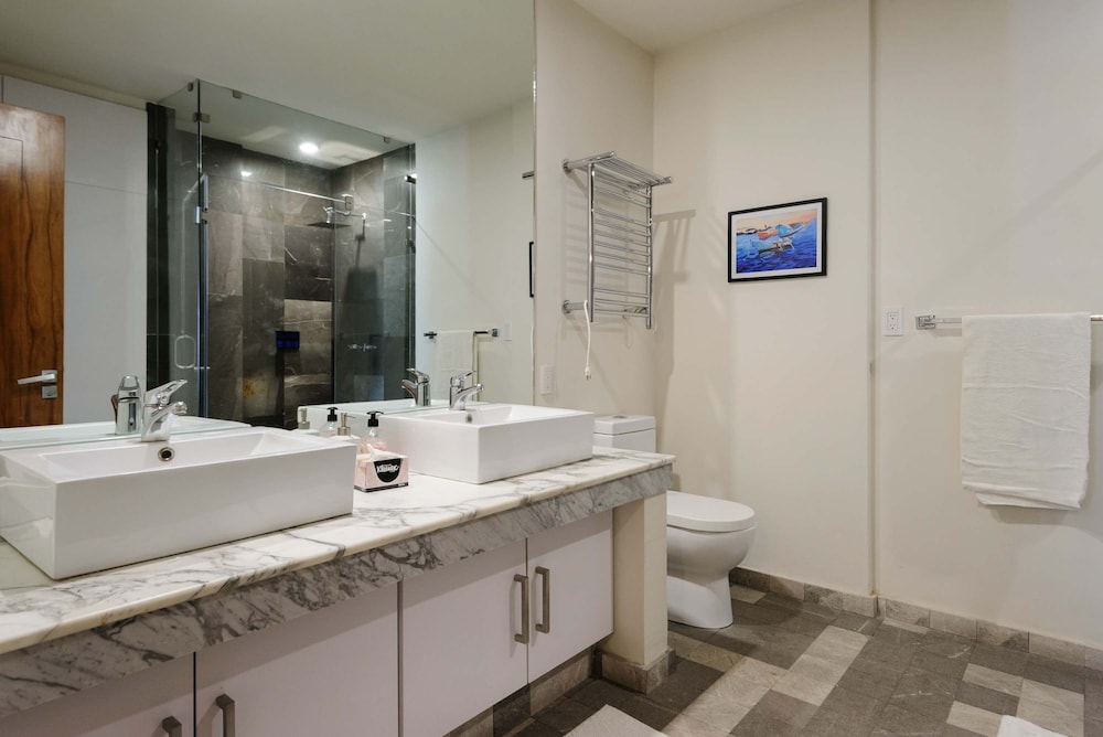 w Inviting 4BR in Condesa