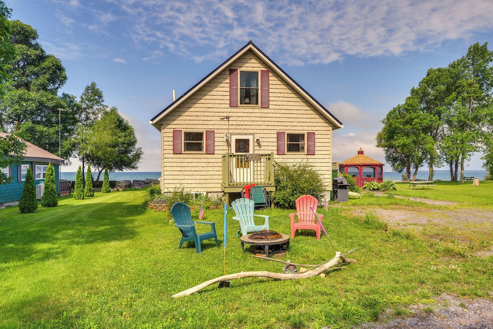 Lakefront Views & Private Yard: Three Mile Bay Gem view 3
