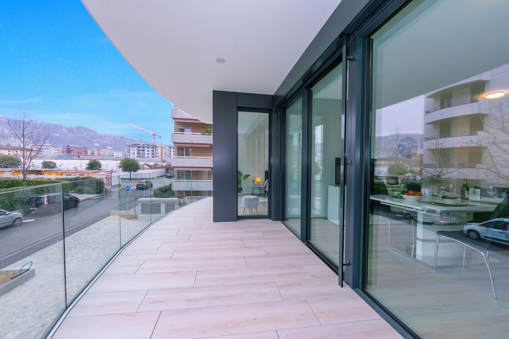 Magic Home view 5