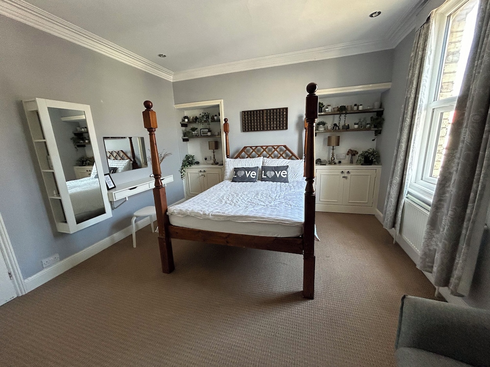 Rockton House view 3
