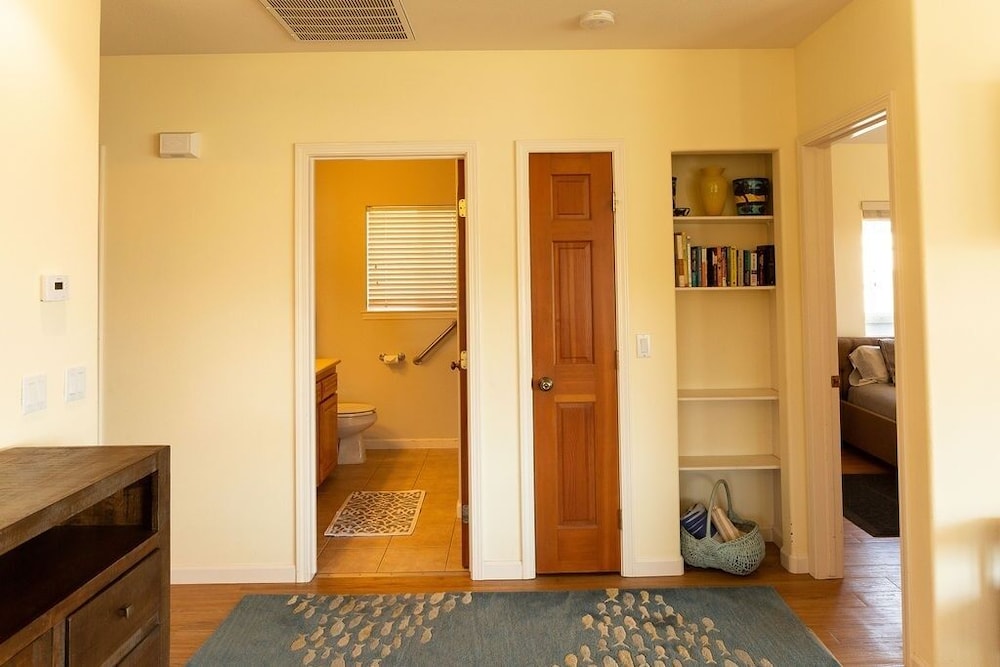 90 San Luis Street Unit C 2 Bedroom Duplex by Redawning view 5