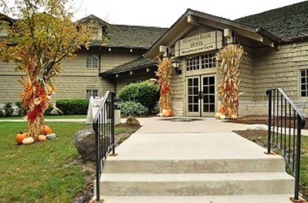 Starved Rock Lodge & Conference Center