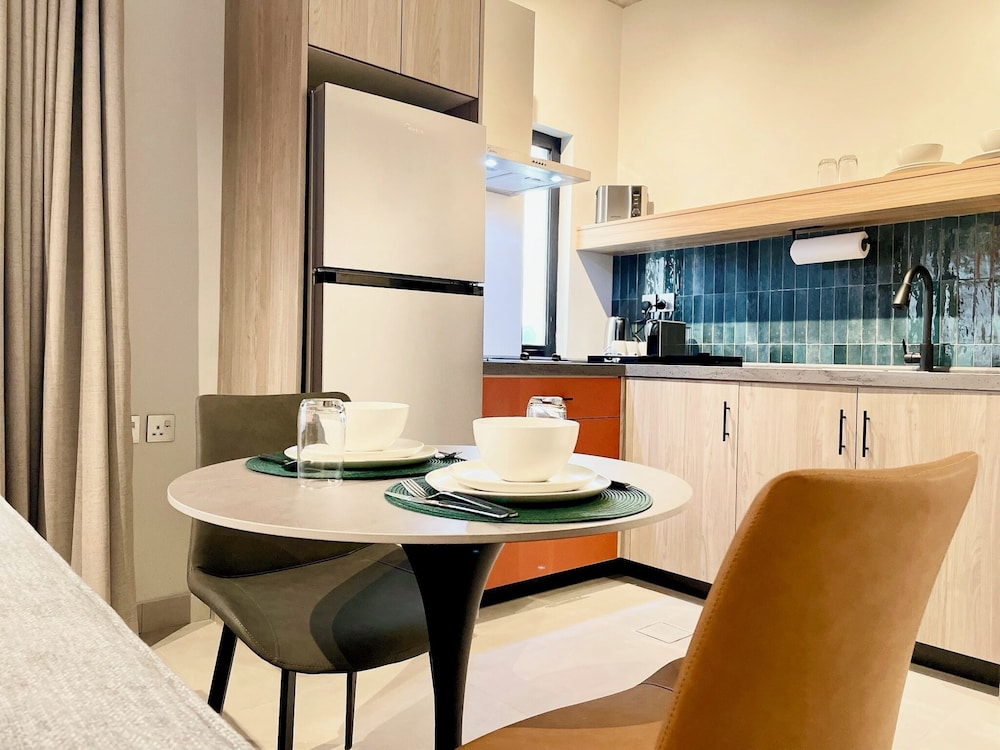 C Living - Premium 3 Bedroom - AQIQ