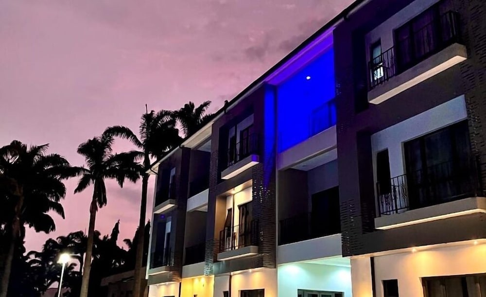 Circusse Suites and Apartments