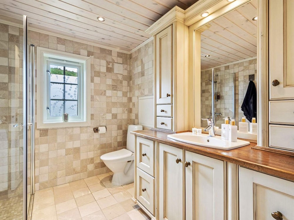 9 Person Holiday Home in Rauland