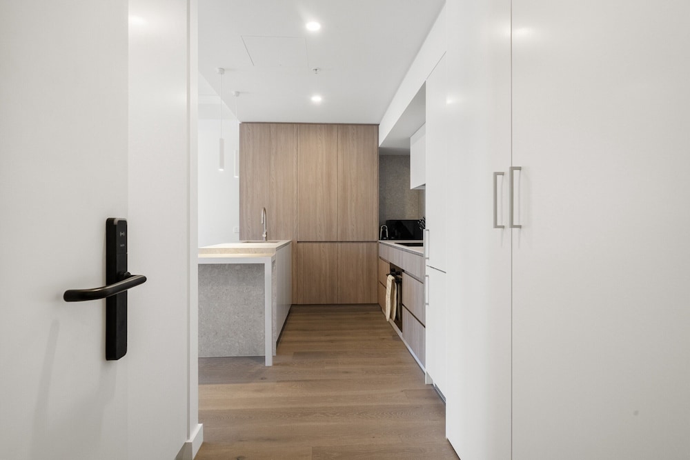 Trendy 1-bed Retreat in Fremantle With Rooftop