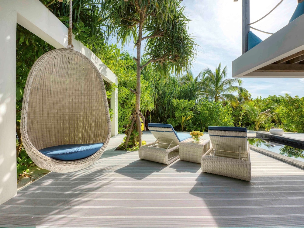 Kuredhivaru Resort & Spa Maldives by Accor