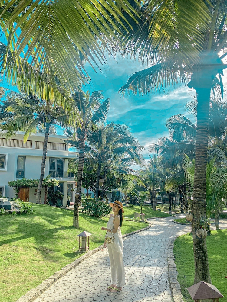 Sonata Resort & Spa