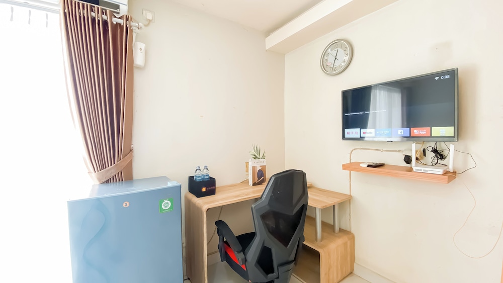 Cozy and Best Deal Studio Apartment Amethyst
