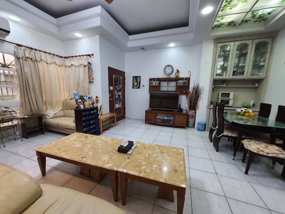 Dongshan River Left bank B&B