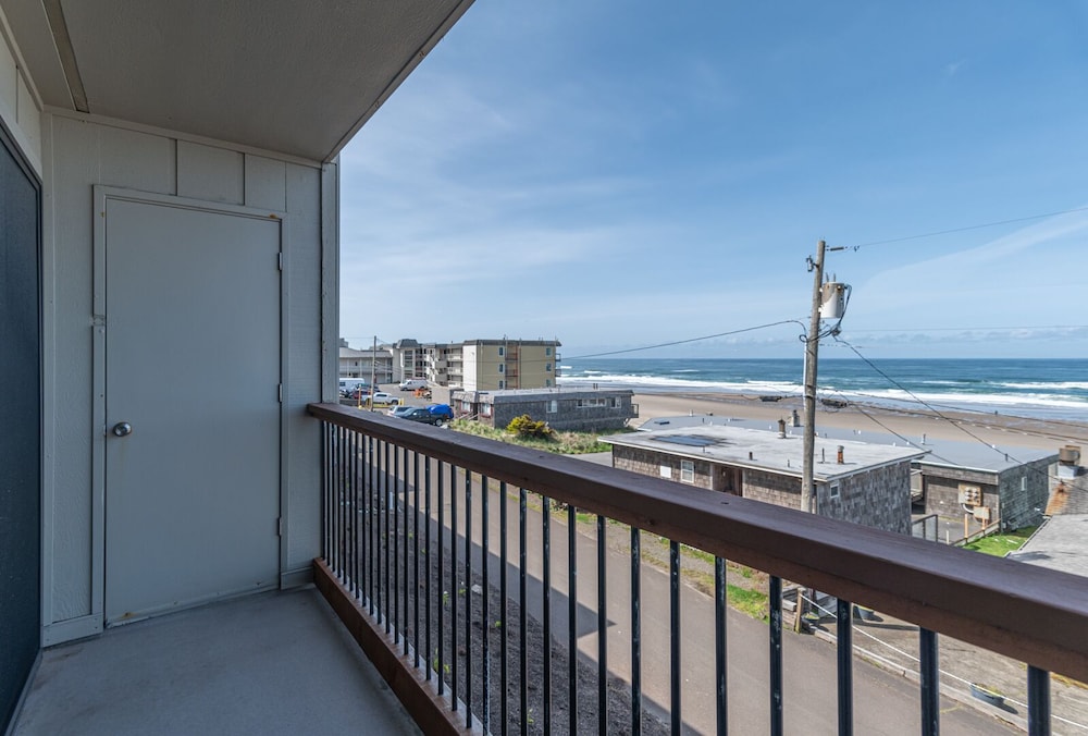 Lincoln City Vacations - Surftides Plaza Rentals - Property Image 212