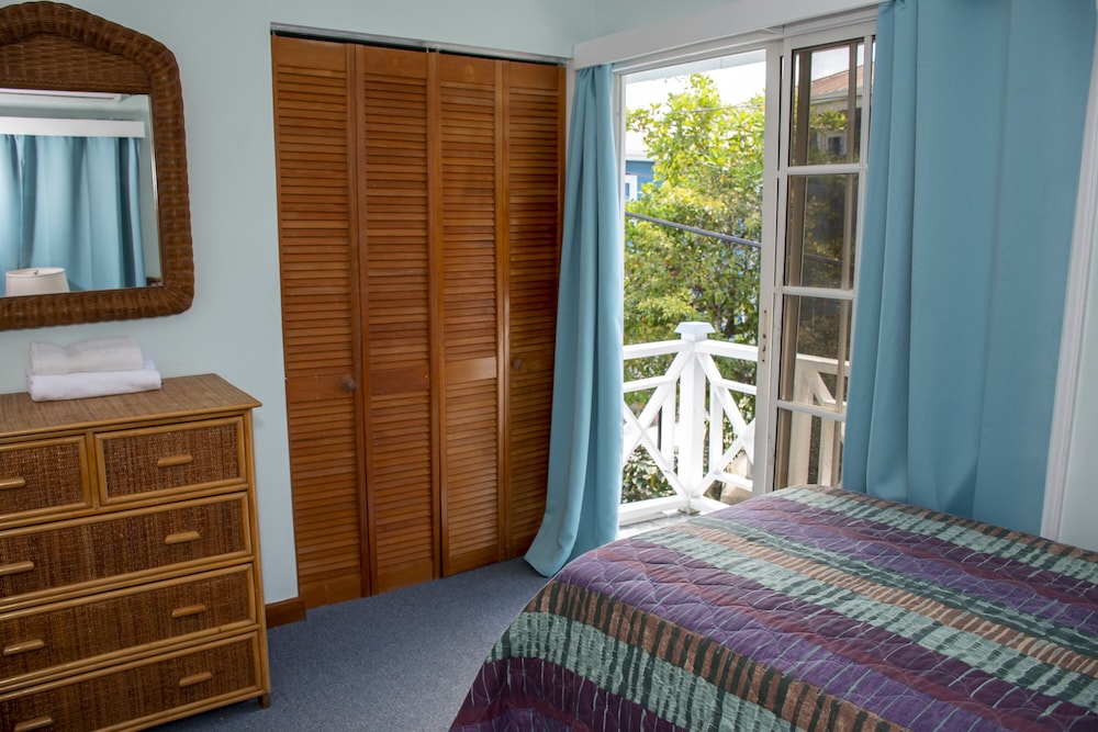 Easy Living Apartments view 4