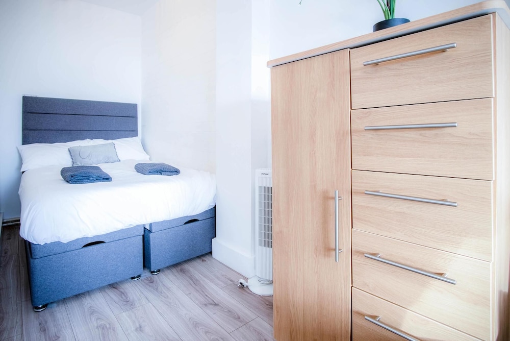 The Lighthouse - 1 Bedroom Apartment - Saundersfoot
