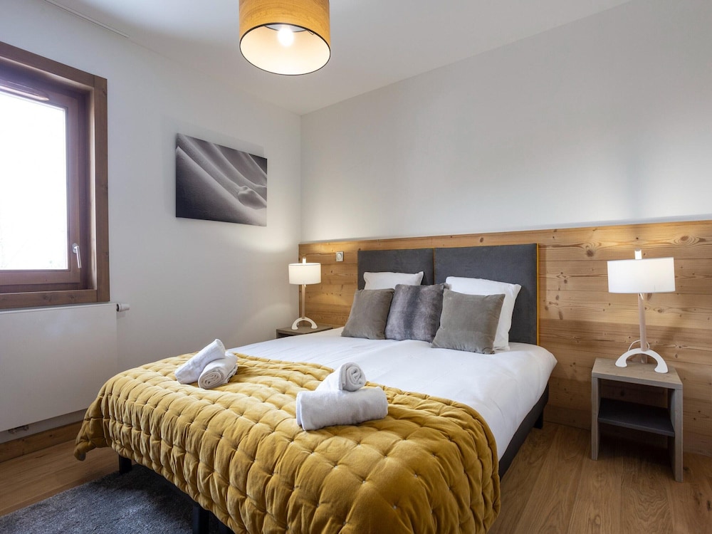 Apartment in Plagne 1800 With Ski-in/ski-out