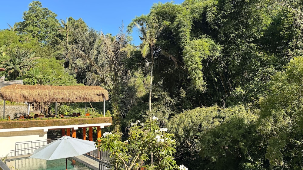 Dur Pekerisan Retreat Villa Ubud